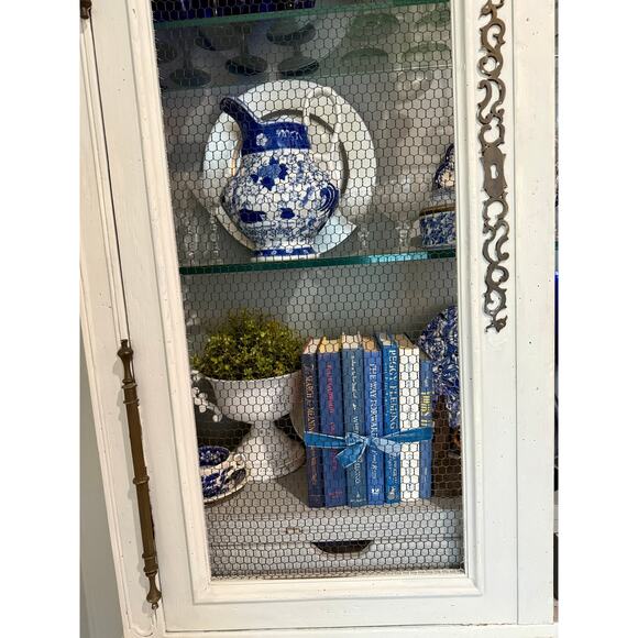 Vintage ombré effect blue Decorative Book collection - Picture 3 of 11